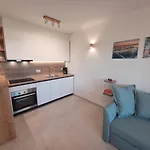 Mare - Lovely Flat Few Steps Away From The Main Bus Station And Old Town Zadar