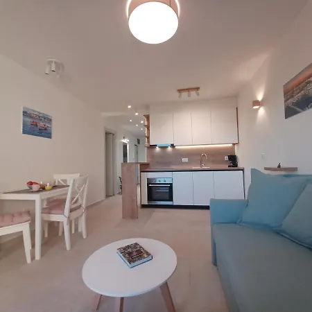 アパート Mare - Lovely Flat Few Steps Away From The Main Bus Station And Old Town *