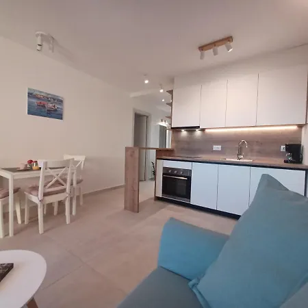 Mare - Lovely Flat Few Steps Away From The Main Bus Station And Old Town
