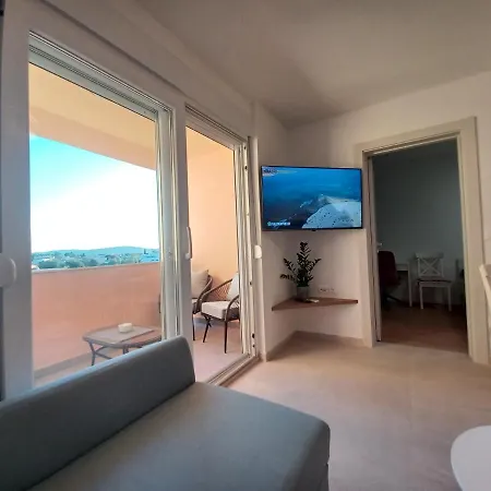 Mare - Lovely Flat Few Steps Away From The Main Bus Station And Old Town * ザダル