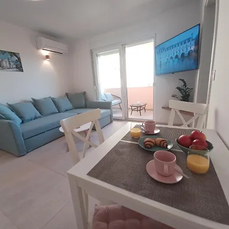 Mare - Lovely Flat Few Steps Away From The Main Bus Station And Old Town